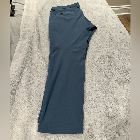 Lululemon Commission Slim Fit Pant (2021 Version) - Picture 5 of 8